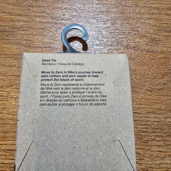 Nike Air Max Swoosh Head Tie Dri-Fit Reversible Black White Red Brand New - Picture 6 of 6